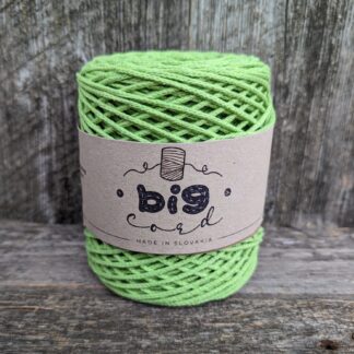 pistachio yarn